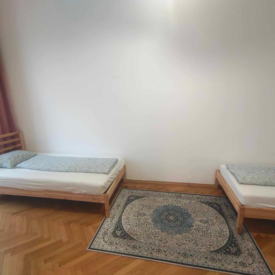 Large 4 Room Apartment In The Center Of Wien Ngoại thất bức ảnh