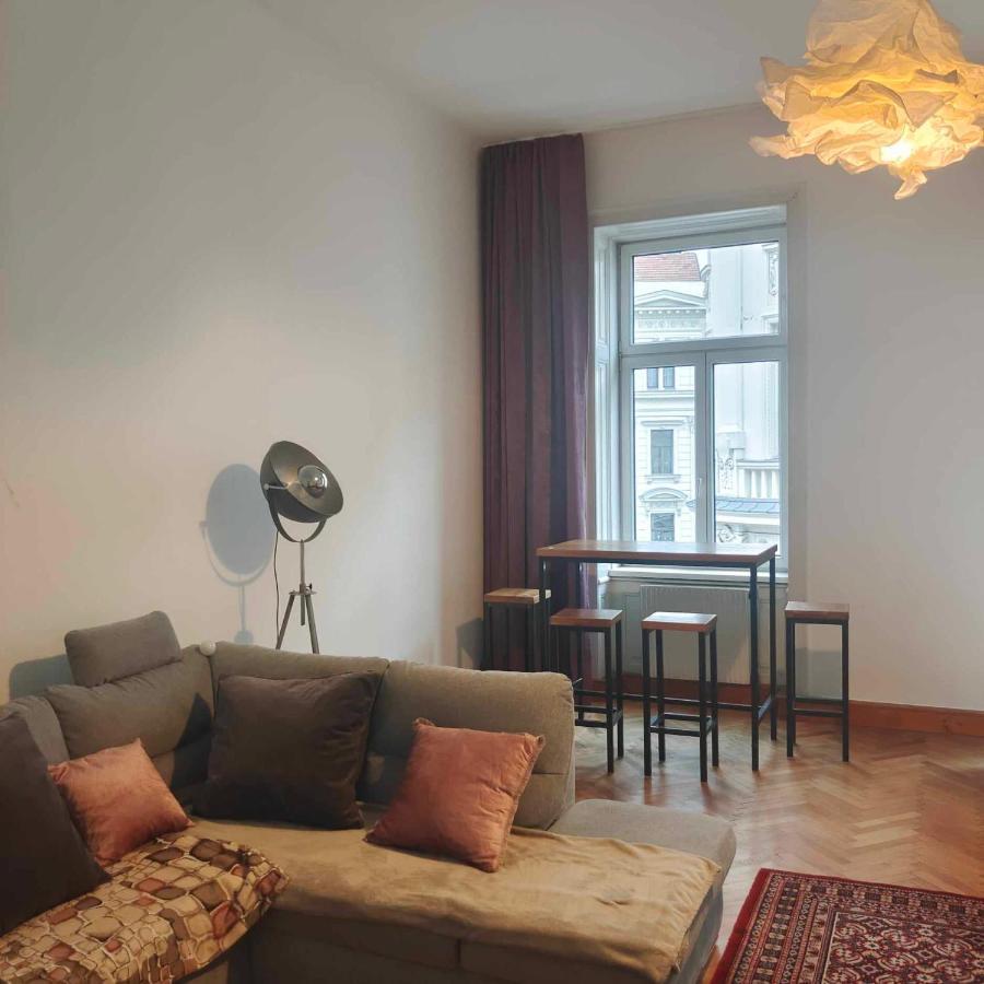 Large 4 Room Apartment In The Center Of Wien Ngoại thất bức ảnh